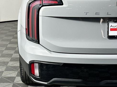 Used 2024 Kia Telluride SX X-Line image 18