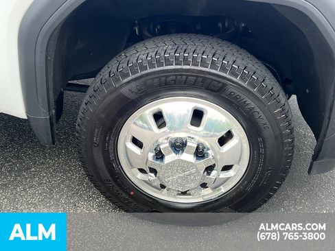 Used 2024 GMC Sierra 3500 Denali image 16