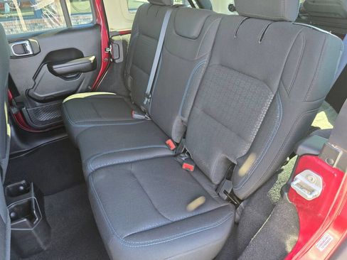 Used 2021 Jeep Wrangler Unlimited Sport AWD/4WD image 13