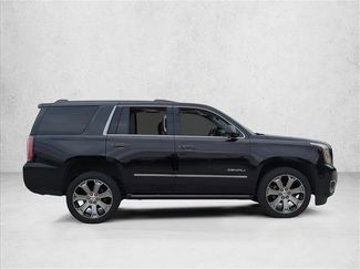 Used 2018 GMC Yukon Denali w/ Open Road Package RWD video 4