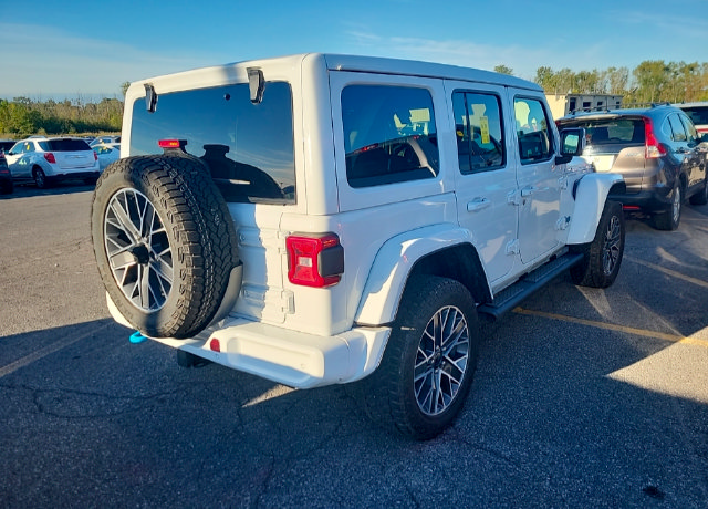 Used 2024 Jeep Wrangler High Altitude AWD/4WD image 4