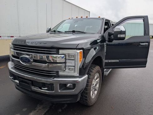 Used 2017 Ford F250 Lariat w/ Lariat Ultimate Package AWD/4WD image 1
