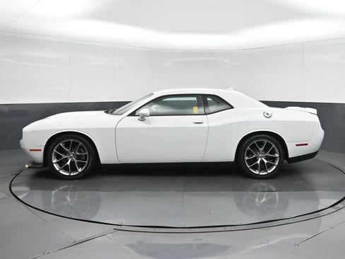 Used 2019 Dodge Challenger GT w/ Plus Package RWD image 4