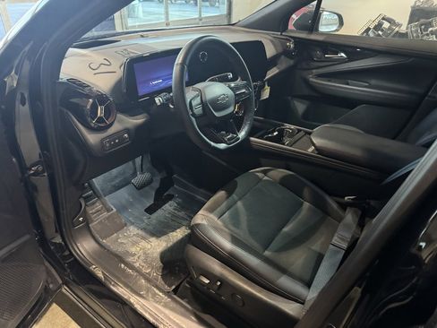 Used 2024 Chevrolet Blazer EV RS image 5