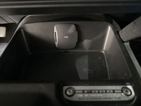 Used 2021 Ford Bronco Outer Banks AWD/4WD image 36