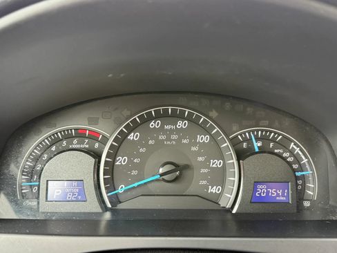 Used 2014 Toyota Camry LE FWD image 15