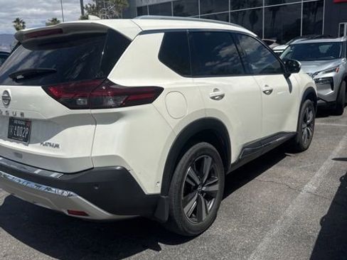 Certified 2022 Nissan Rogue Platinum w/ Head-Up Display Package FWD image 5