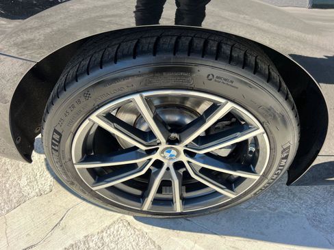 Used 2020 BMW 330i Sedan w/ Convenience Package image 17