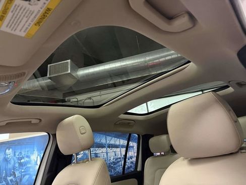 Certified 2023 Mercedes-Benz GLB 250 4MATIC image 19