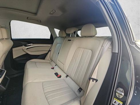 Used 2019 Audi e-tron Premium Plus AWD/4WD image 16