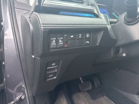 Used 2023 Honda Odyssey Elite image 20