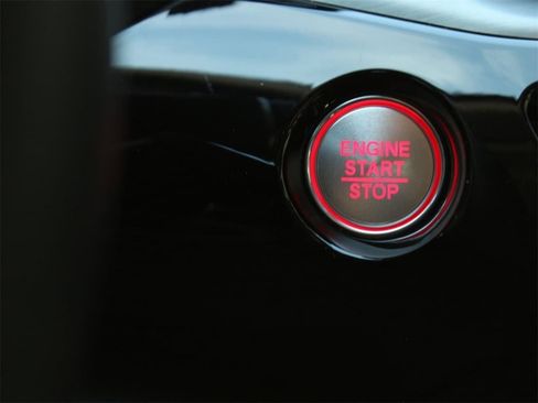 Used 2025 Acura MDX FWD image 27