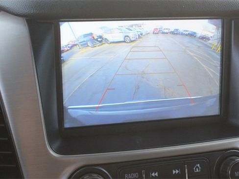 Used 2020 GMC Yukon Denali w/ Denali Premium Package image 19