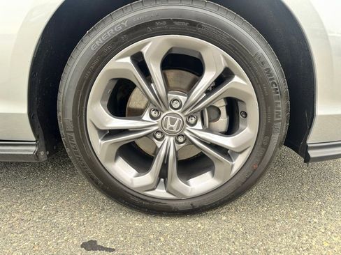 Used 2024 Honda Accord EX image 27