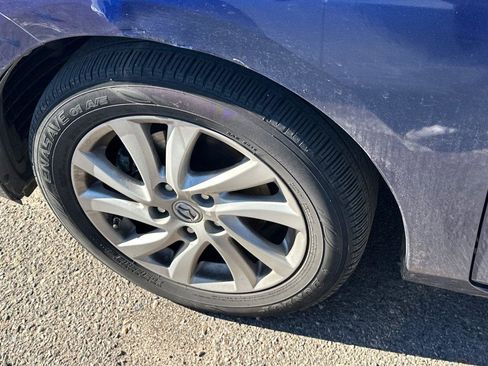 Used 2012 MAZDA MAZDA3 i Touring image 6