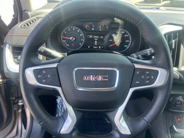 Used 2018 GMC Terrain SLE w/ Driver Convenience Package FWD image 18