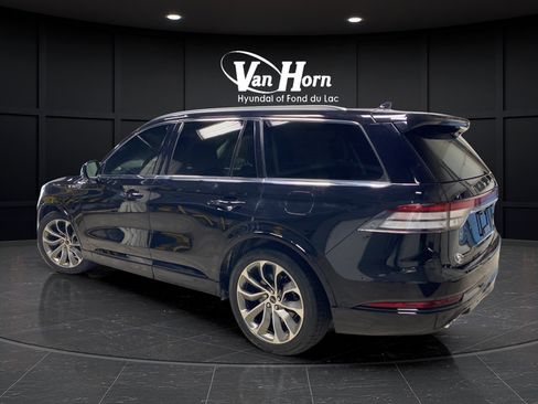 Used 2021 Lincoln Aviator Grand Touring w/ Equipment Group 302A AWD/4WD image 4