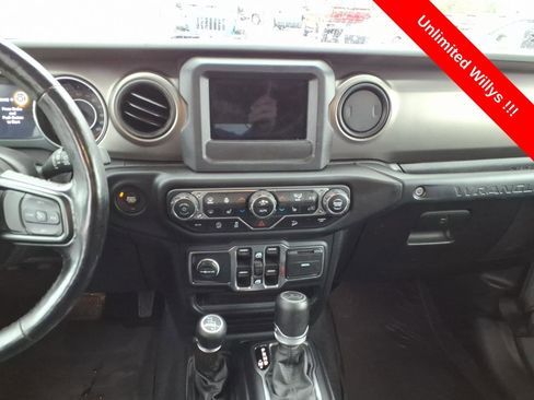 Used 2020 Jeep Wrangler Unlimited Sport AWD/4WD image 15