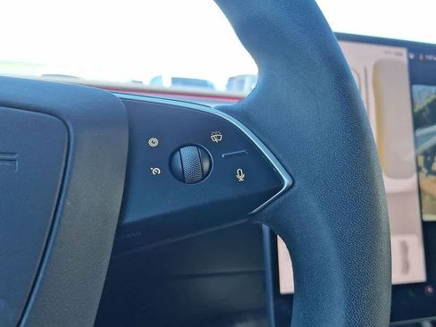 Used 2025 Tesla Model 3 Long Range AWD/4WD image 18