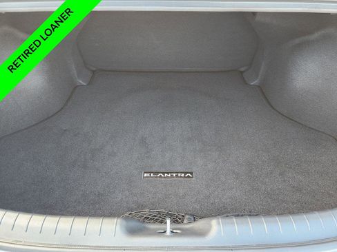 New 2025 Hyundai Elantra SEL image 32