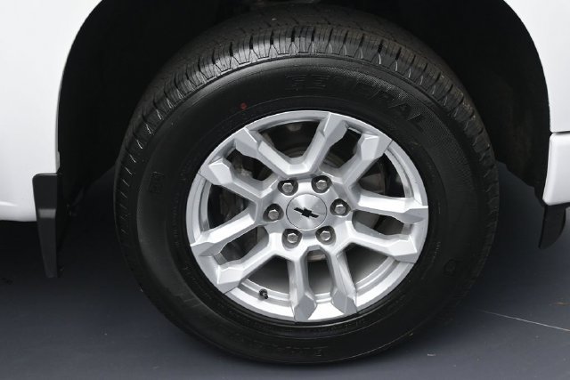 Used 2026 Chevrolet Silverado 1500 RST AWD/4WD image 6
