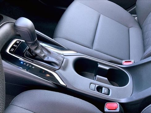 Used 2023 Toyota Corolla LE w/ LE Convenience Package image 17