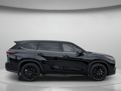 Used 2026 Toyota Highlander Limited