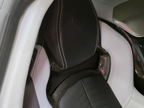 Used 2023 Chevrolet Corvette Stingray Premium Cpe w/ Z51 Performance Package RWD image 33