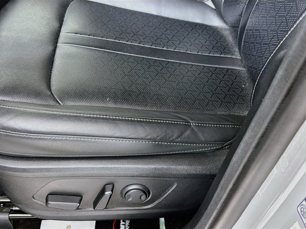 Used 2023 Kia Sorento SX FWD image 24
