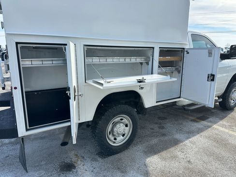 Used 2023 RAM 2500 Tradesman image 12