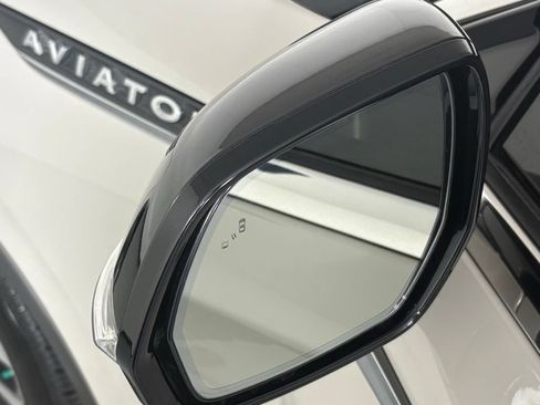 Used 2020 Lincoln Aviator Reserve w/ Equipment Group 201A AWD/4WD image 13