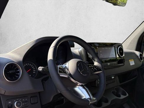 New 2026 Mercedes-Benz Sprinter 2500 image 17