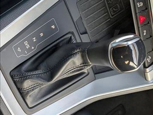 Used 2024 Audi Q3 2.0T Premium image 17