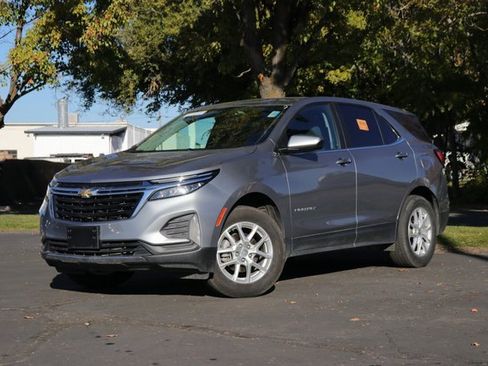 Used 2024 Chevrolet Equinox LT image 1