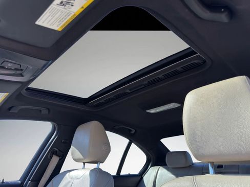 Used 2017 BMW 330i Sedan image 13