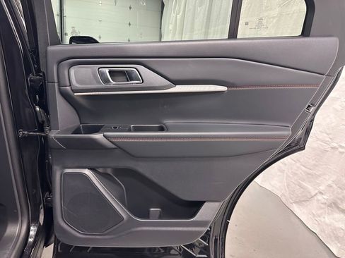 Used 2025 Ford Explorer ST-Line image 51