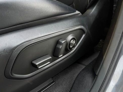 Used 2021 Jeep Grand Cherokee L Limited image 16