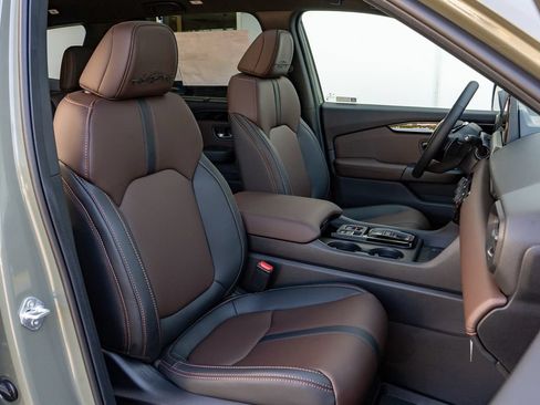 New 2026 Honda Pilot TrailSport image 19