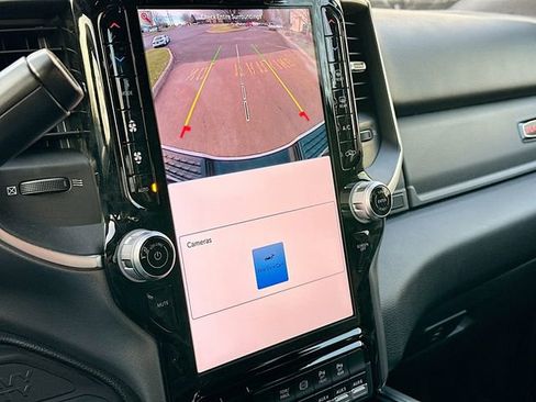 Used 2025 RAM 2500 Big Horn image 15