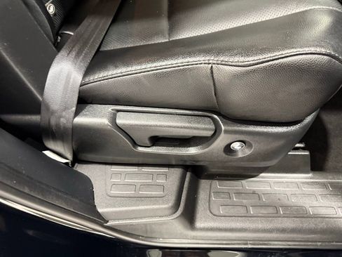 Used 2021 Honda Pilot Elite image 27