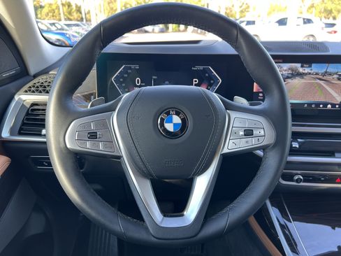 Certified 2025 BMW X7 xDrive40i image 18