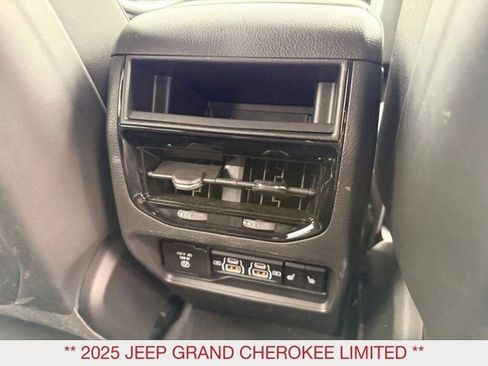 Certified 2025 Jeep Grand Cherokee Limited w/ Trailer Tow Package image 15