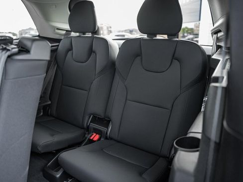 New 2026 Volvo XC90 B6 Plus w/ Protection Package Premier image 34