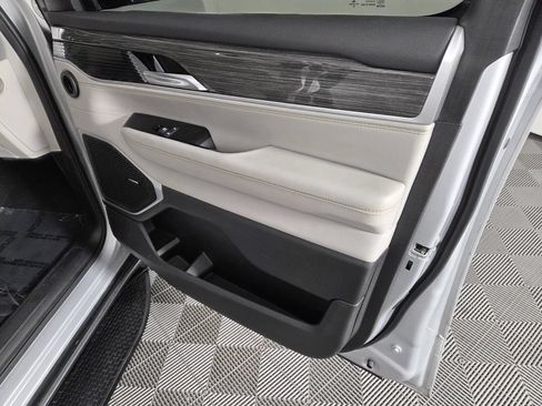 Used 2022 Jeep Wagoneer Series II w/ Premium Group I RWD image 36