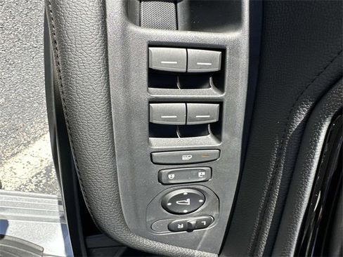 New 2026 Honda Odyssey Touring image 17