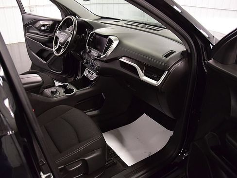 Used 2024 GMC Terrain SLE w/ Driver Convenience Package AWD/4WD image 29