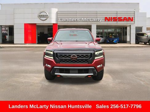 Used 2022 Nissan Frontier PRO-4X w/ Pro-4X Premium Package AWD/4WD image 11