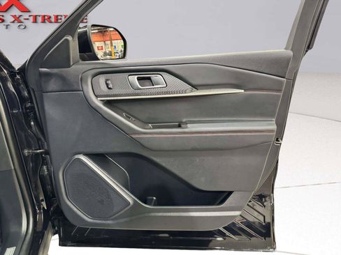 Used 2025 Ford Explorer ST-Line w/ Premium Package RWD image 30