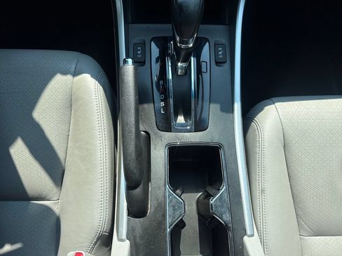 Used 2013 Honda Accord EX-L image 23