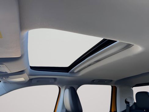 New 2026 Ford Maverick Lariat w/ Black Appearance Package image 21